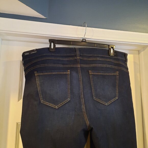 Liverpool Jeans Womens 24W Straight‎ Hugger Shaping Mid Rise Dark Wash Stretch - Picture 7 of 14